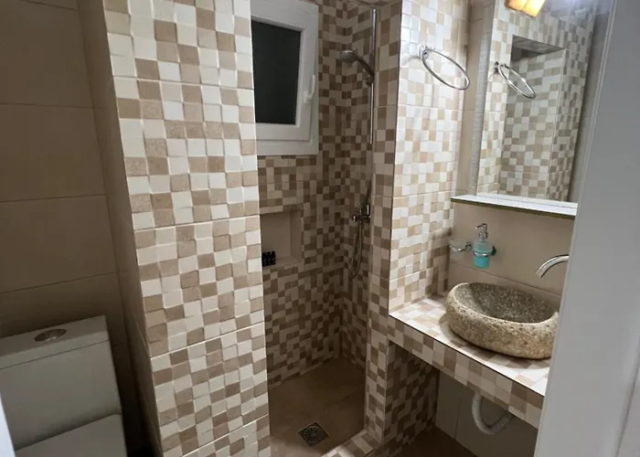 Alexandra's * Irakleia (Naxos)