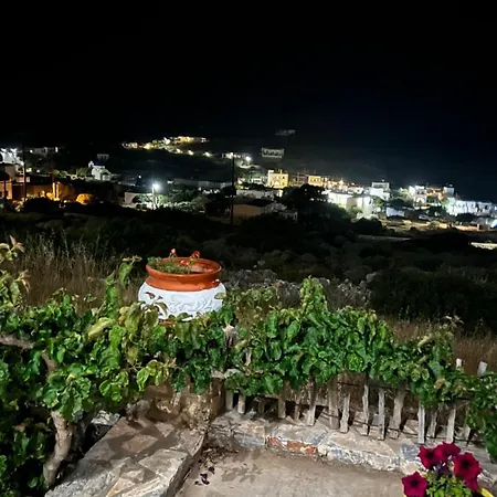 Alexandra's * Irakleia (Naxos)